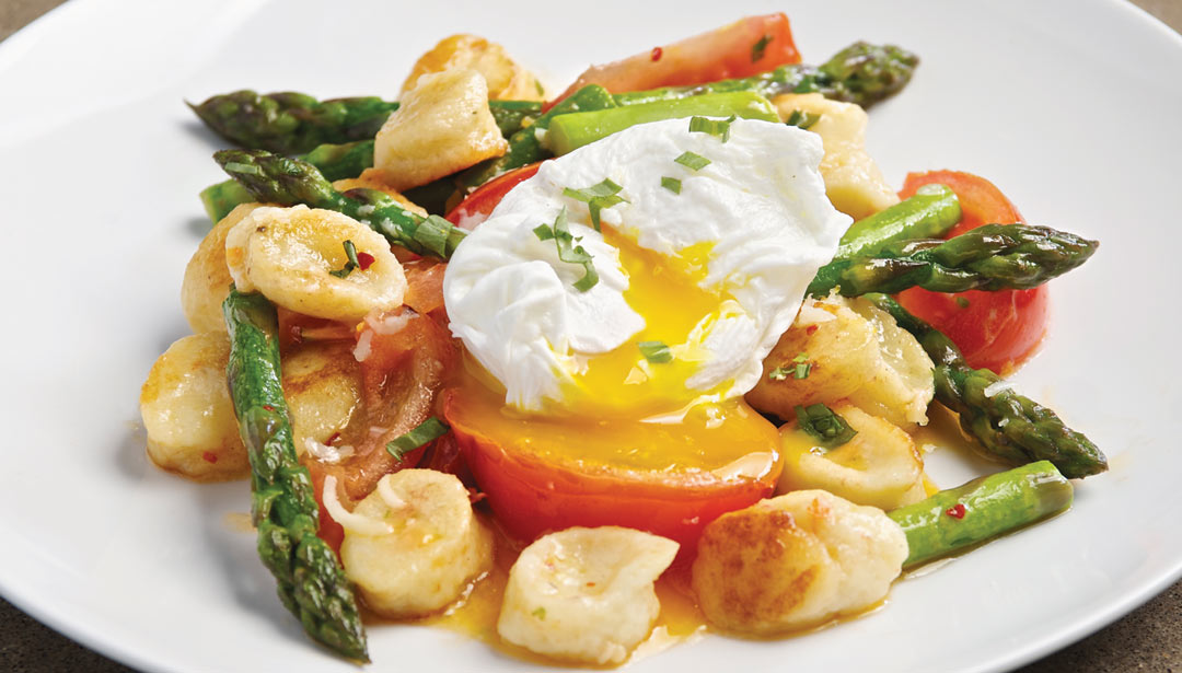 Gnudi with Asparagus, tomato and poached egg