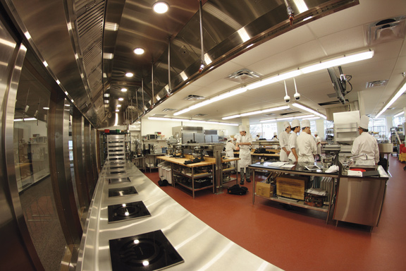 Culinary students in food prep lab (photo by Bill Acheson)