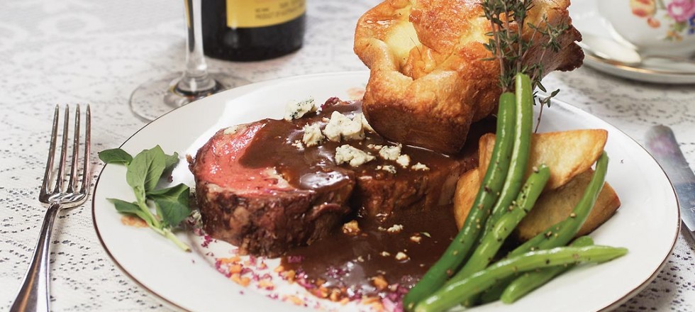 Prime Rib Of Beef With Yorkshire Pudding Ciao Winnipeg Prime Rib Of Beef With Yorkshire Pudding By Chef Marco Grimaldi Bailey S Restaurant